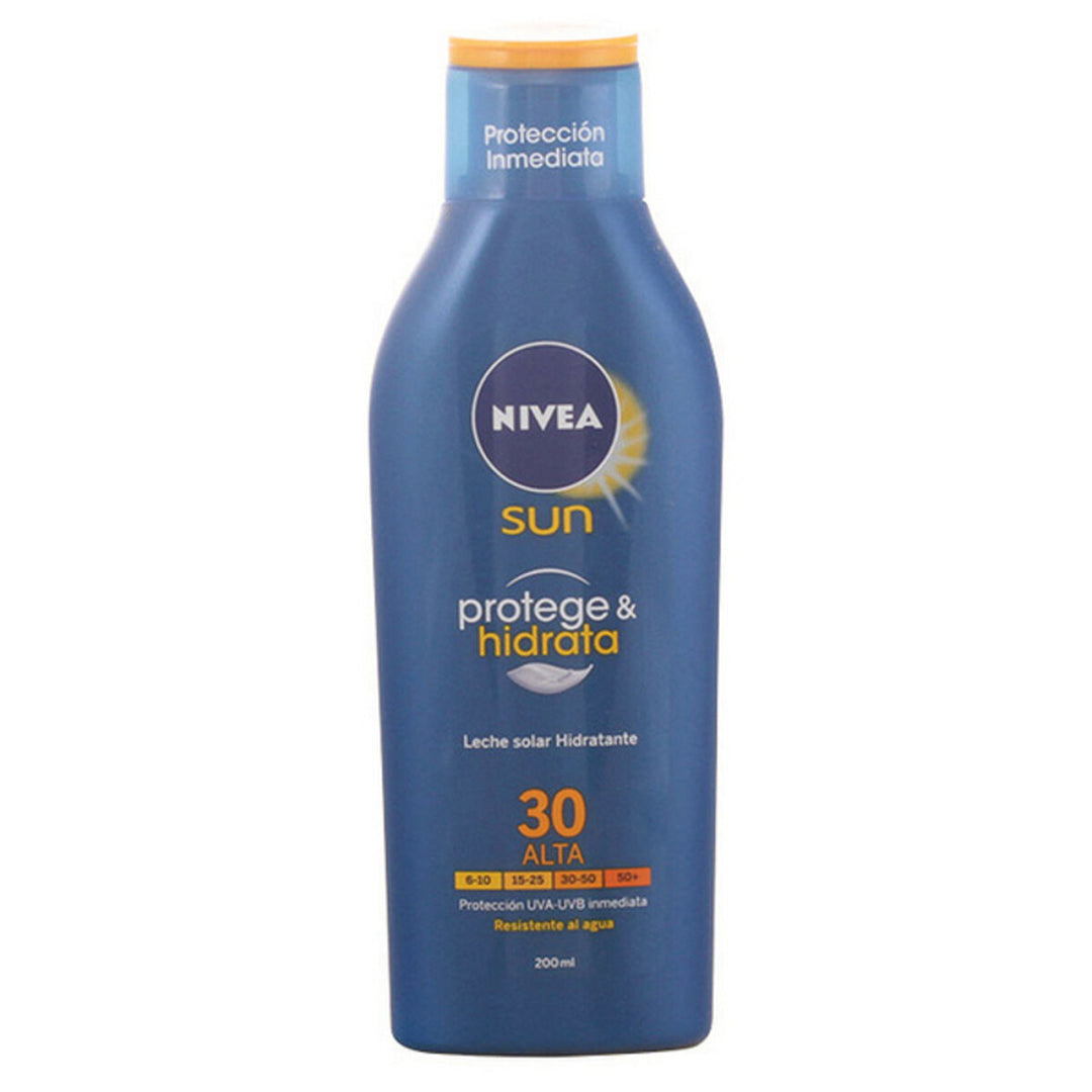 Solmjölk Protege & Hidrata Nivea Protect And Moister SPF 30 (200 ml) Spf 30 200 ml